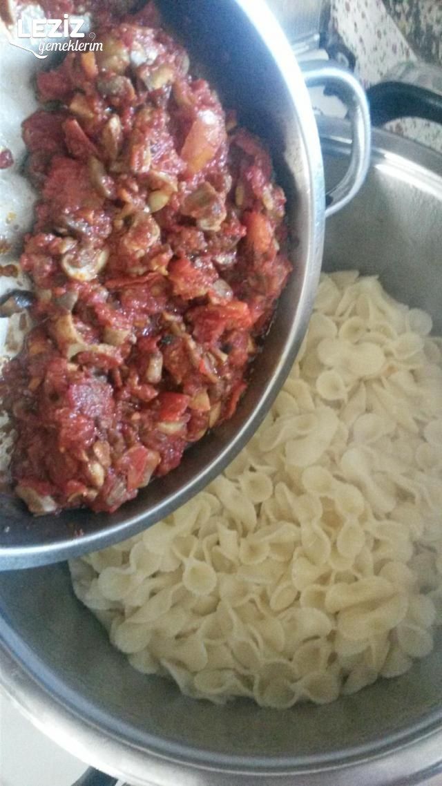 Mantarlı Fiyonk Makarna