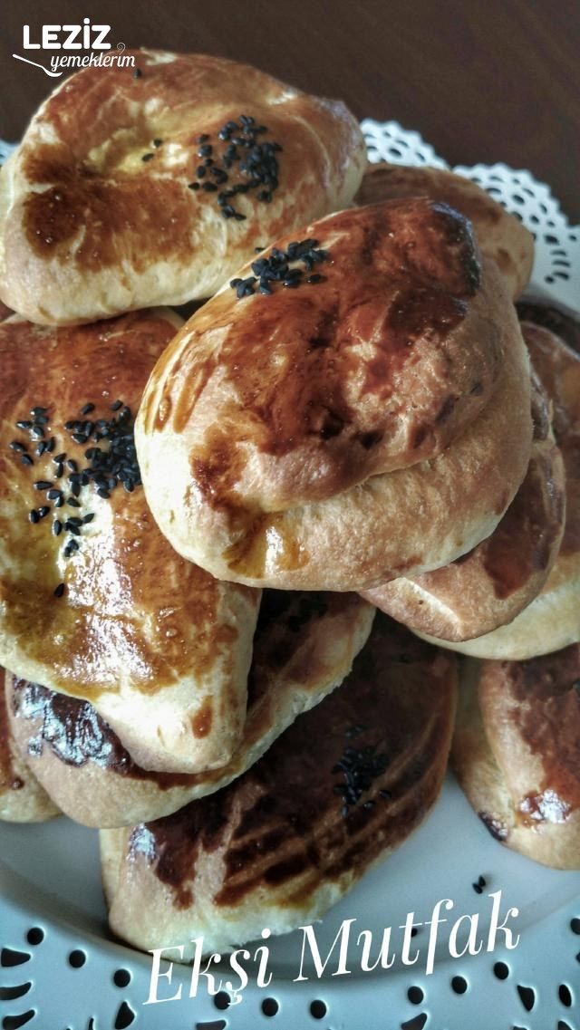 Peynirli Poğaça (Mayalı)