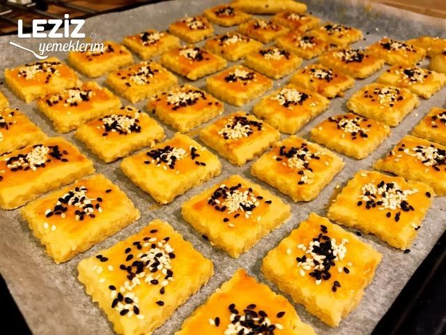 Ağızda Dağılan Kıyır Kıyır Tuzlu Kurabiye