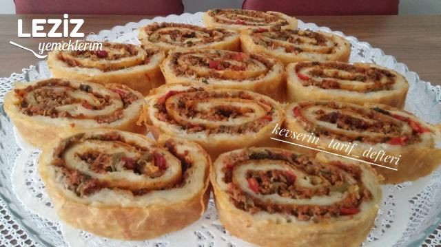 Nefis Lahmacun Böreği Tarifi