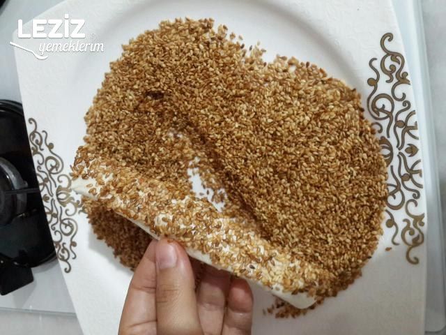 Fırında Peynirli Silindir Börek