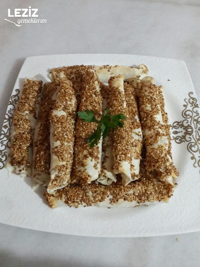 Fırında Peynirli Silindir Börek