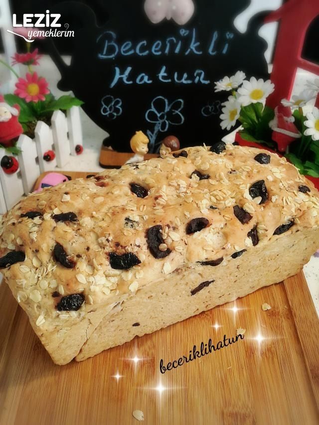 Zeytinli Yulaflı Foccacia Ekmeği