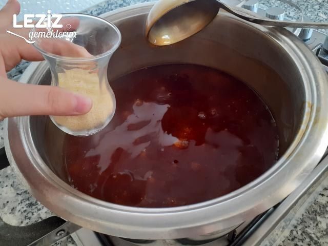 İrmikli Pekmezli Dilme Tatlısı Tarifi