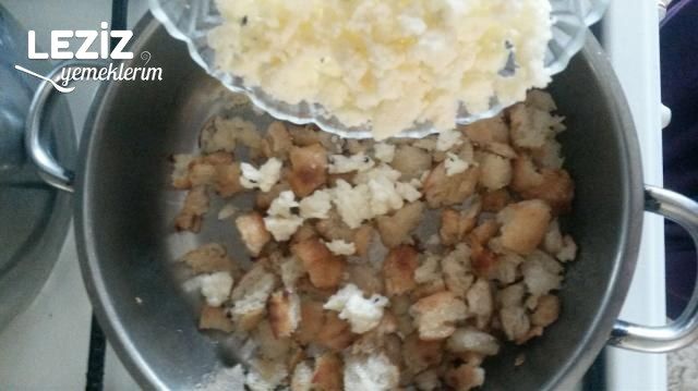Sağanda Peynirli Yumurtalı Kıtır Ekmek