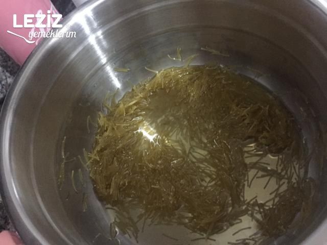Tane Tane Şehriyeli Pirinç Pilavı