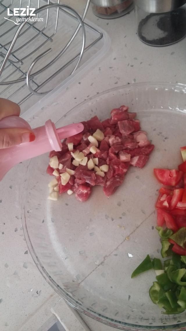 Domatesli Et Tava