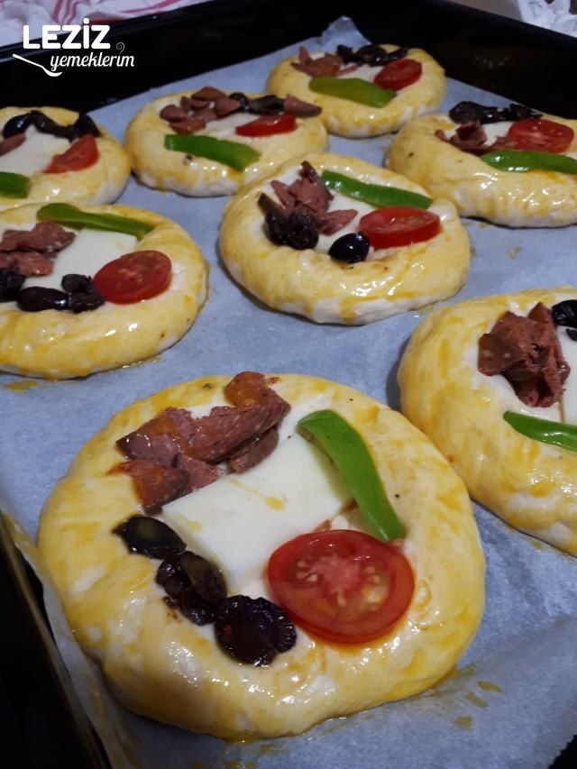 Pizza Poğaça (Püf Noktaları İle)