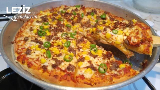 Tepside Karışık Pizza Tarifi (Hazırdan Güzel)