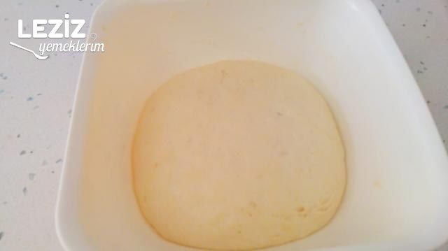 Tepside Karışık Pizza Tarifi (Hazırdan Güzel)