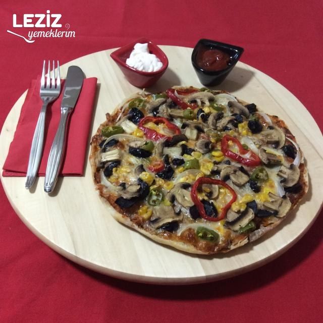 Bazlamadan Pratik Vejetaryen Pizza