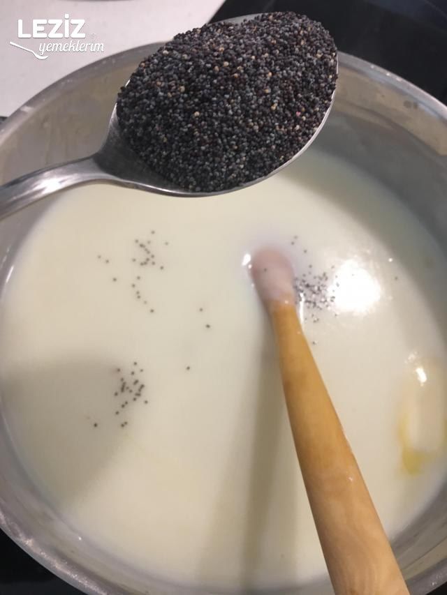 Mavi Haşhaşlı Sütlü Tatlı