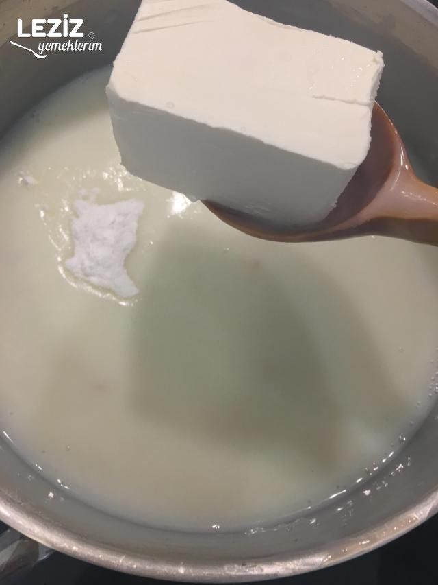 Mavi Haşhaşlı Sütlü Tatlı