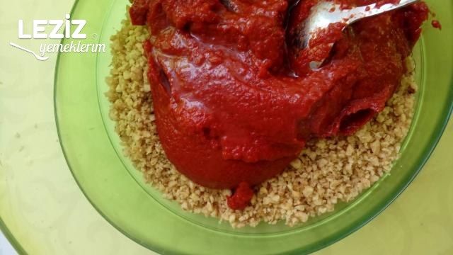 Muhammara (Şahane Bir Kahvaltılık)