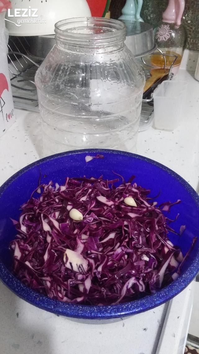 Lokanta Usulü Lahana Turşusu