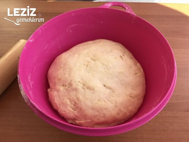 Haşhaşlı Açma Çörek
