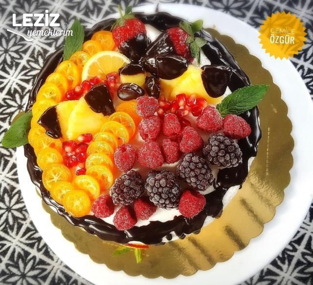 Meyveli Yaş Pasta Tarifi, Nasıl Yapılır