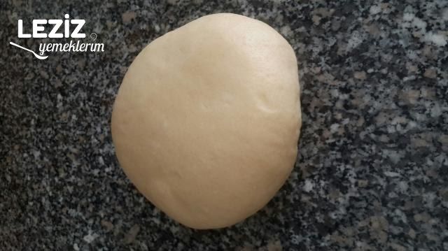Tavada Ispanaklı D Börek (El Açması)