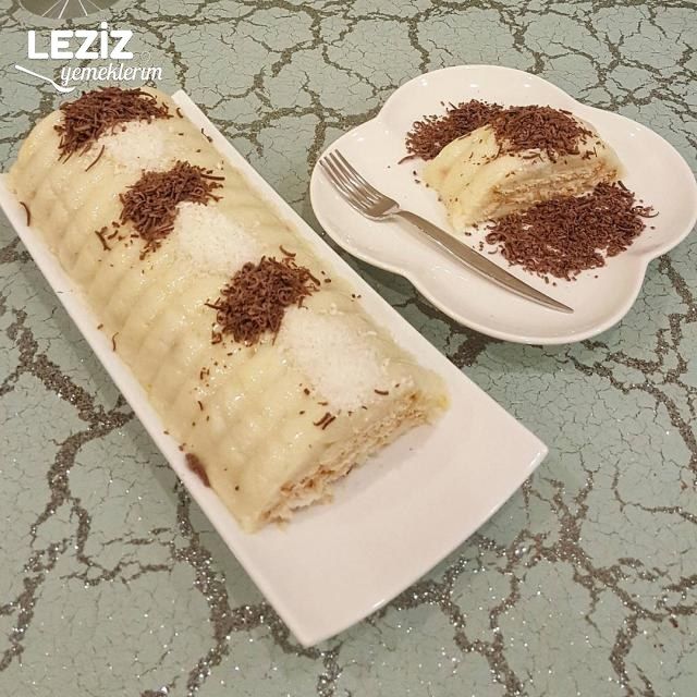 Bisküvili İrmik Pastası