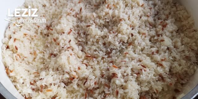 Tavuk Suyuna Tavuklu Pirinç Pilavı