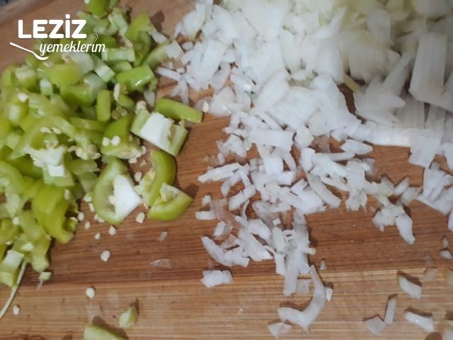 Tavuk Suyuna Nohutlu Arpa Şehriye Pilavı