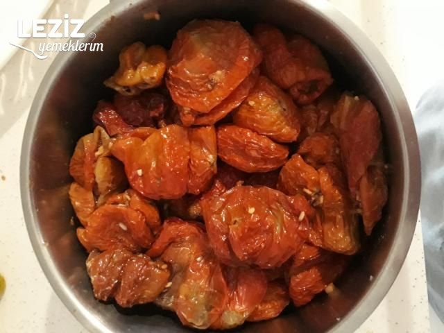 Etli Kuru Dolma Nasıl Yapılır