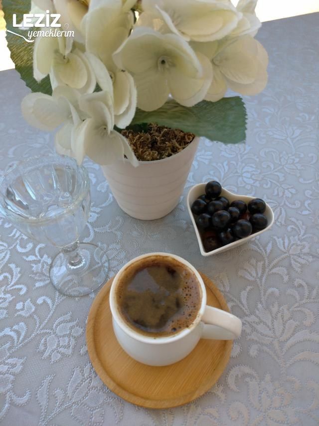 Köpüklü Türk Kahvesi Yapımı (Püf Noktaları İle)