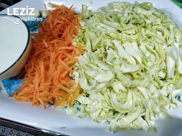 Coleslaw Salatası Tarifi, Nasıl Yapılır