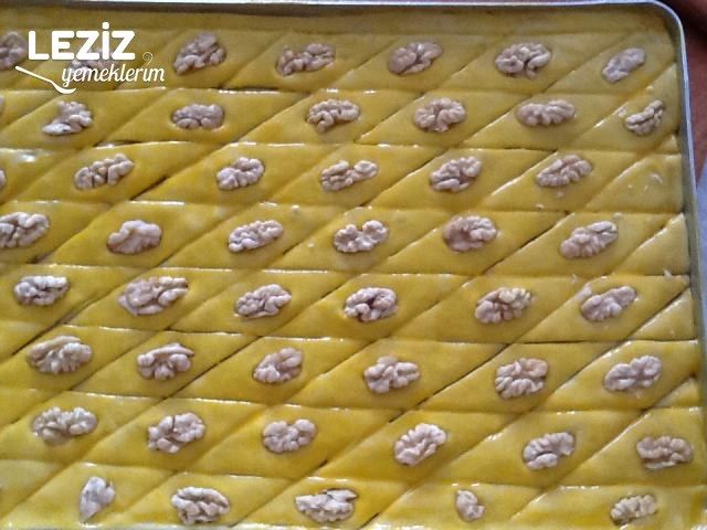Azerbaycan Mutfağından Baklava Tarifi