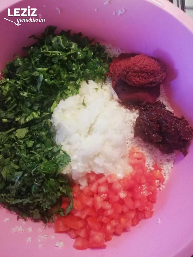 Enfes Lahana Sarması Tarifi