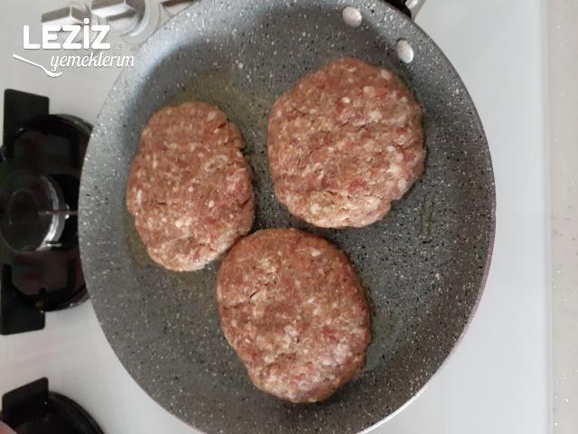Hamburger Köftesi Tarifi