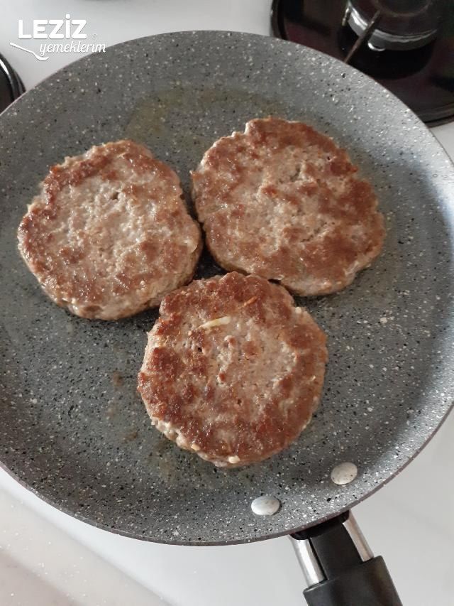 Hamburger Köftesi Tarifi