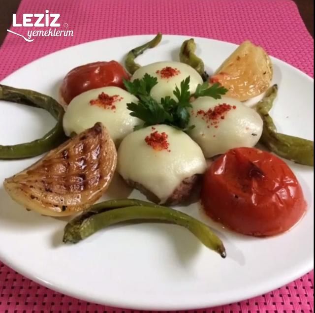 Nefis Kaşarlı Köfte Tarifi