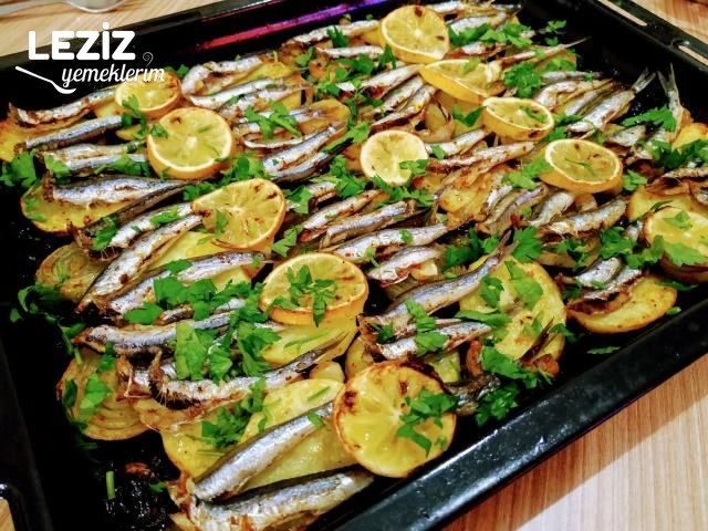Fırında Sebzeli Hamsi