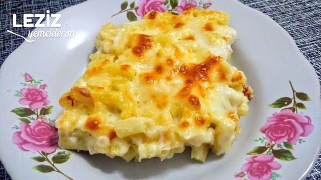 Fırında Beşamel Soslu Kaşarlı Makarna
