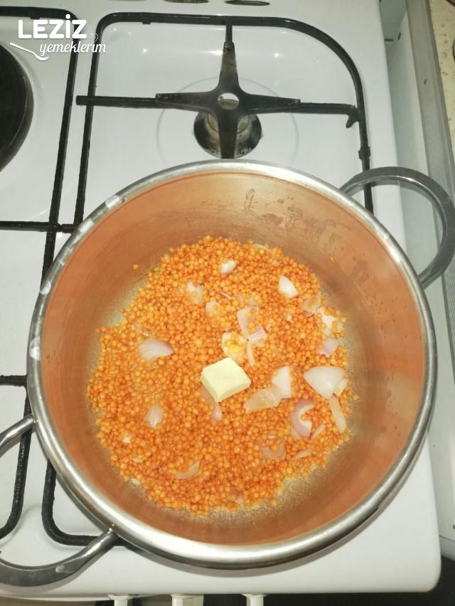 Lokanta Usulü Mercimek Çorbası Yapımı
