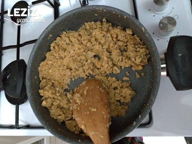 Kandil Helvası