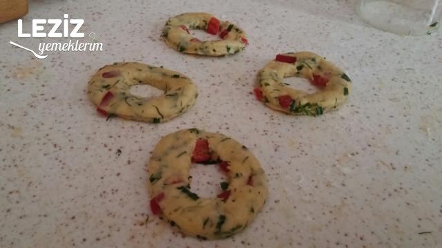 Peynirli Biberli Maydanozlu Hamur Kızartması