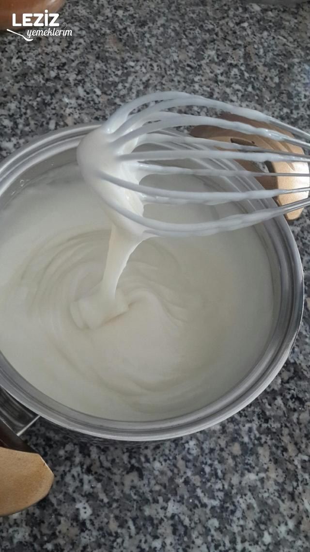 Yumurtasız Pastacı Kreması