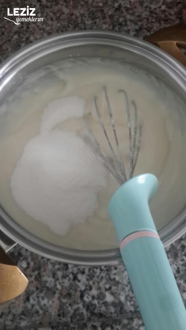 Yumurtasız Pastacı Kreması