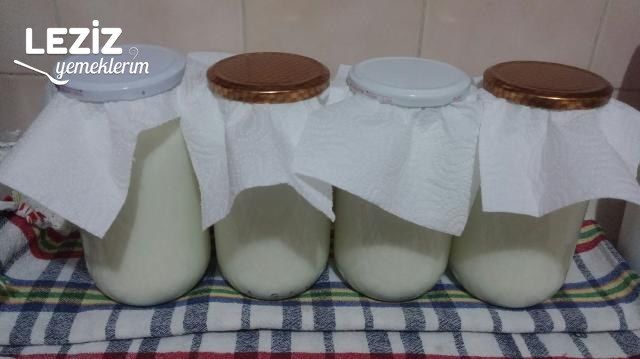 Kavanozda Ev Yapımı Yoğurt Tarifi (Püf Noktaları İle)