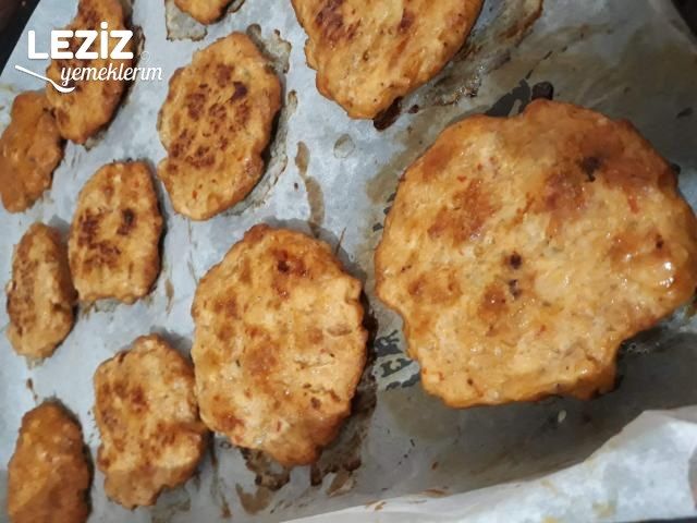 Tavuk Kıymasından Mangal Tadında Köfte