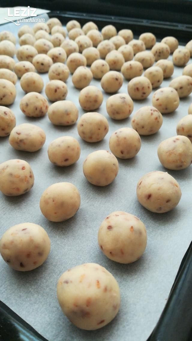 Kavrulmuş Susamlı Fındıklı Kurabiye