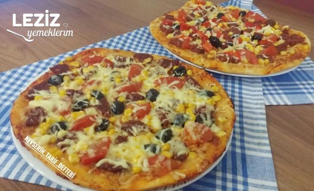 Tavada Yumuşacık 2 Kişilik Pizza Tarifi