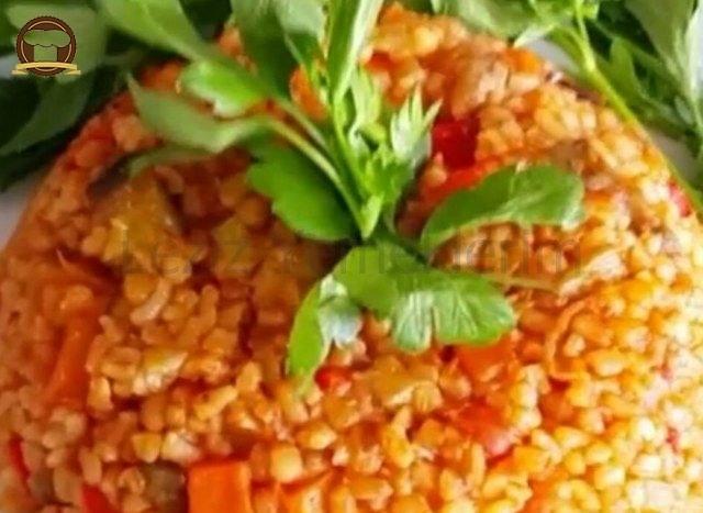 Sebzeli Bulgur Pilavı / Meyhane Pilavı