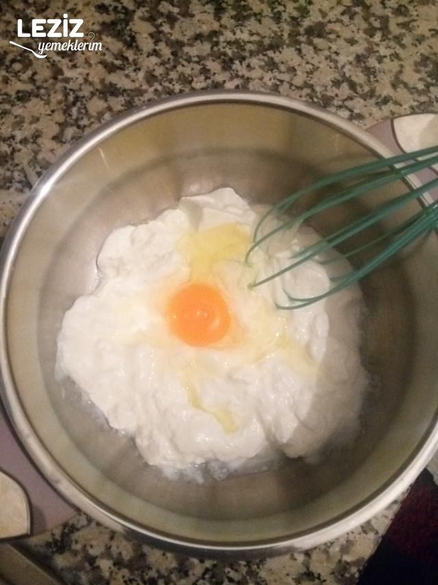 Nefis Yoğurt Çorbası