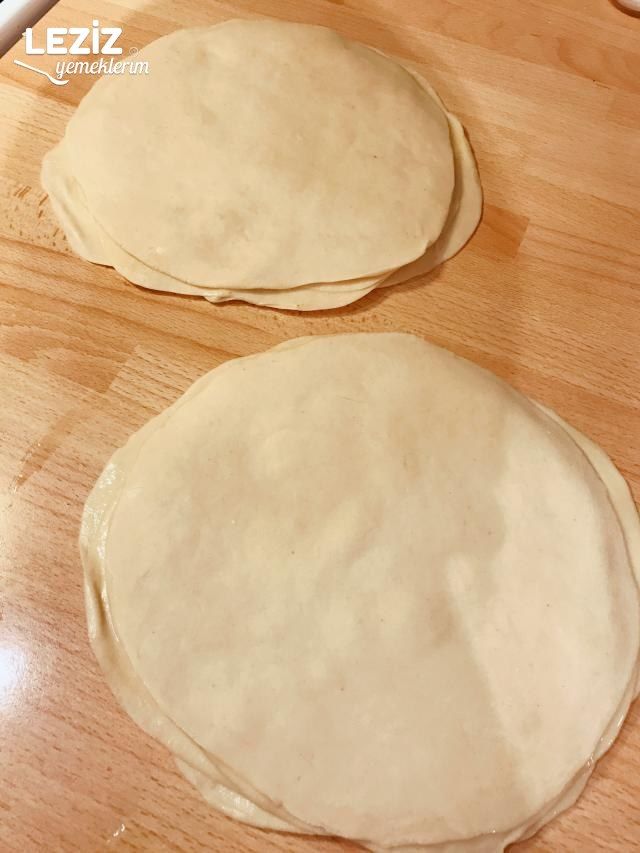 Nefis Pırasalı Börek