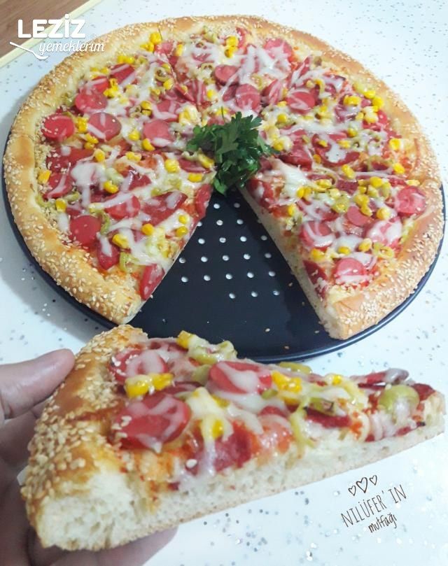 Nefis Karışık Pizza Tarifi