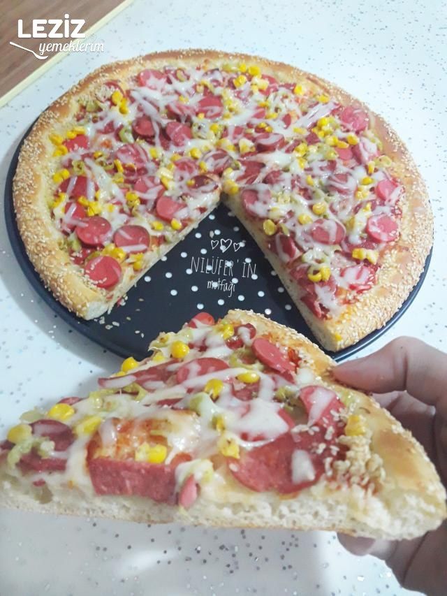 Nefis Karışık Pizza Tarifi