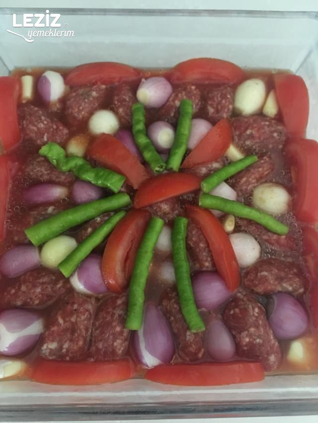 Arpacık Soğanlı Kıymalı Kebap
